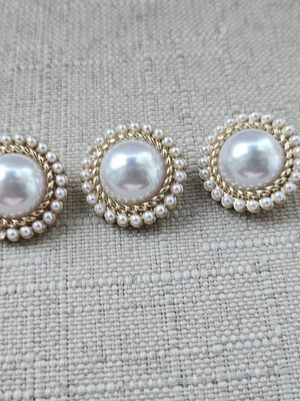 GH18 Sewing Button Faux Pearl Round Gold Tone fashion Jewelry Coat Button X3 - Picture 11 of 11